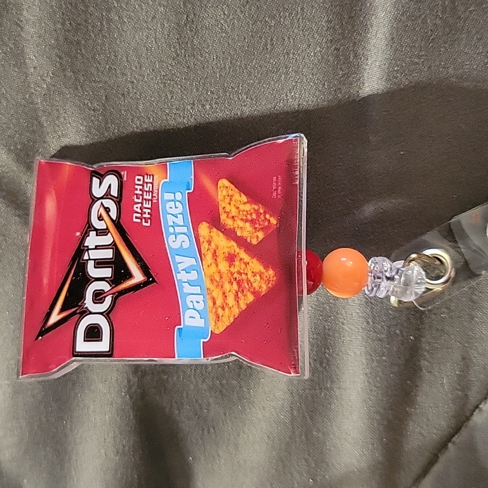 Badge reel